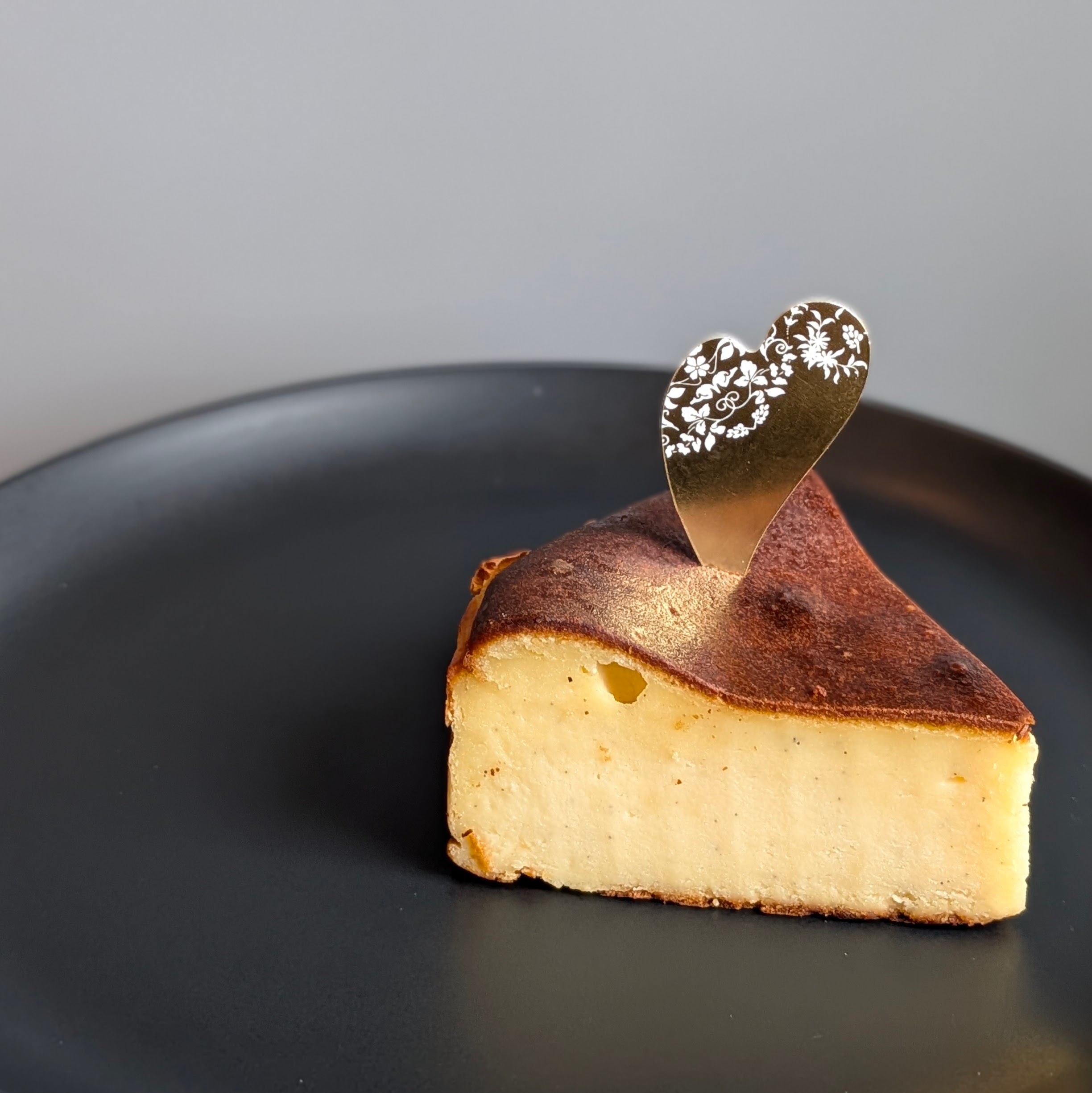 バスクチーズケーキ